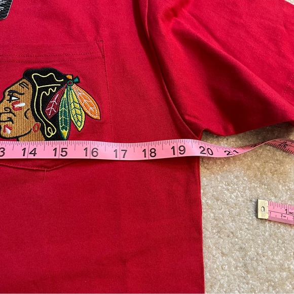 NEW Mitchell & Ness Shirt Mens Small Red Chicago Blackhawks Hockey NHL Pocket - Picture 10 of 12
